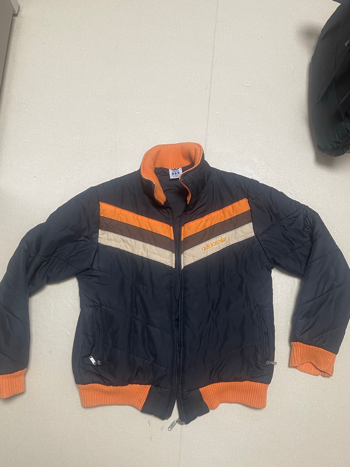 아디다스 90s 빈티지 경량 패딩 상품이미지1