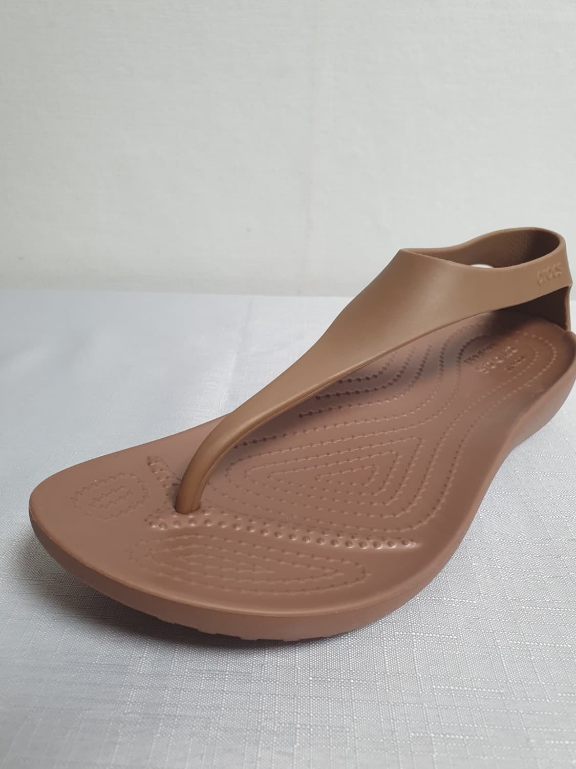 택포가 250mm 크록스 쪼리 플립플랍 세레나 샌들 브론즈 상품이미지6