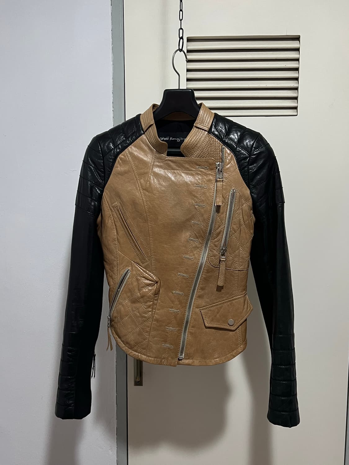 MOCHA BEIGE LEATHER-JACKET 상품이미지1