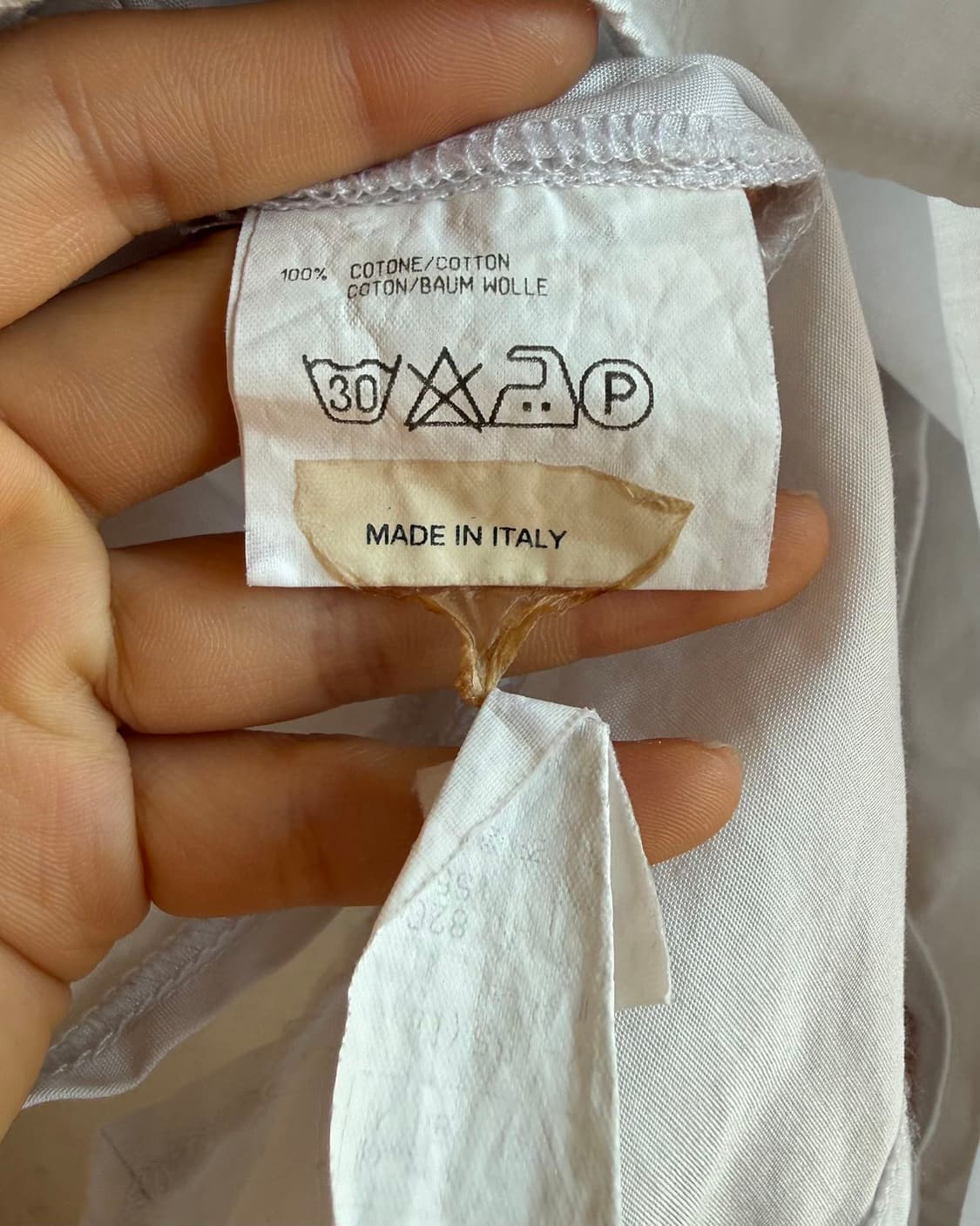 비비안 웨스트우드 레드라벨 화이트 orb자수 슬리브리스 셔츠  상품이미지8