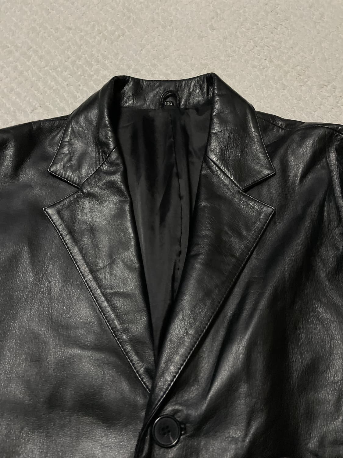 광희시장 웨스턴 무드 3버튼 카우하이드 소가죽 라펠 레더 카 코트 상품이미지4