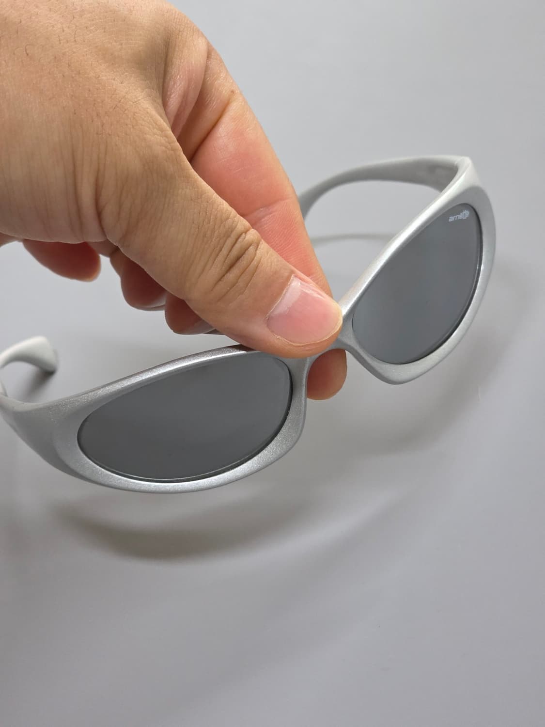 Arnette 아넷트의 스포츠 선글래스 실버 상품이미지6