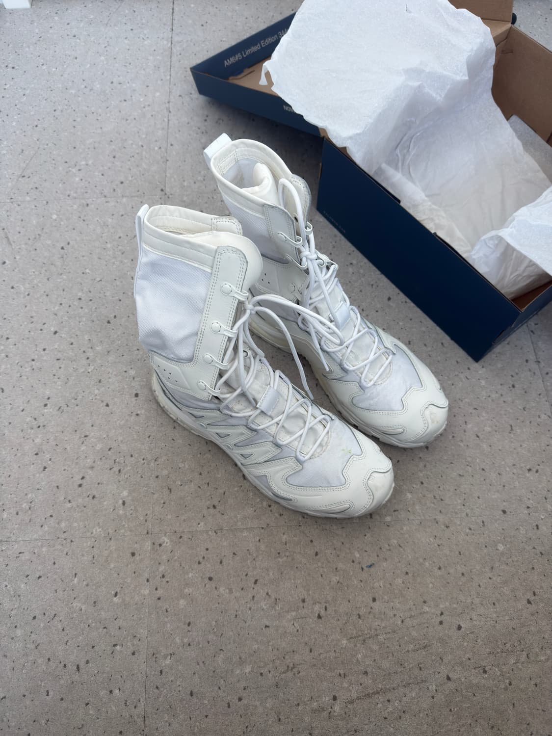 리에르 살로몬 275 상품이미지3