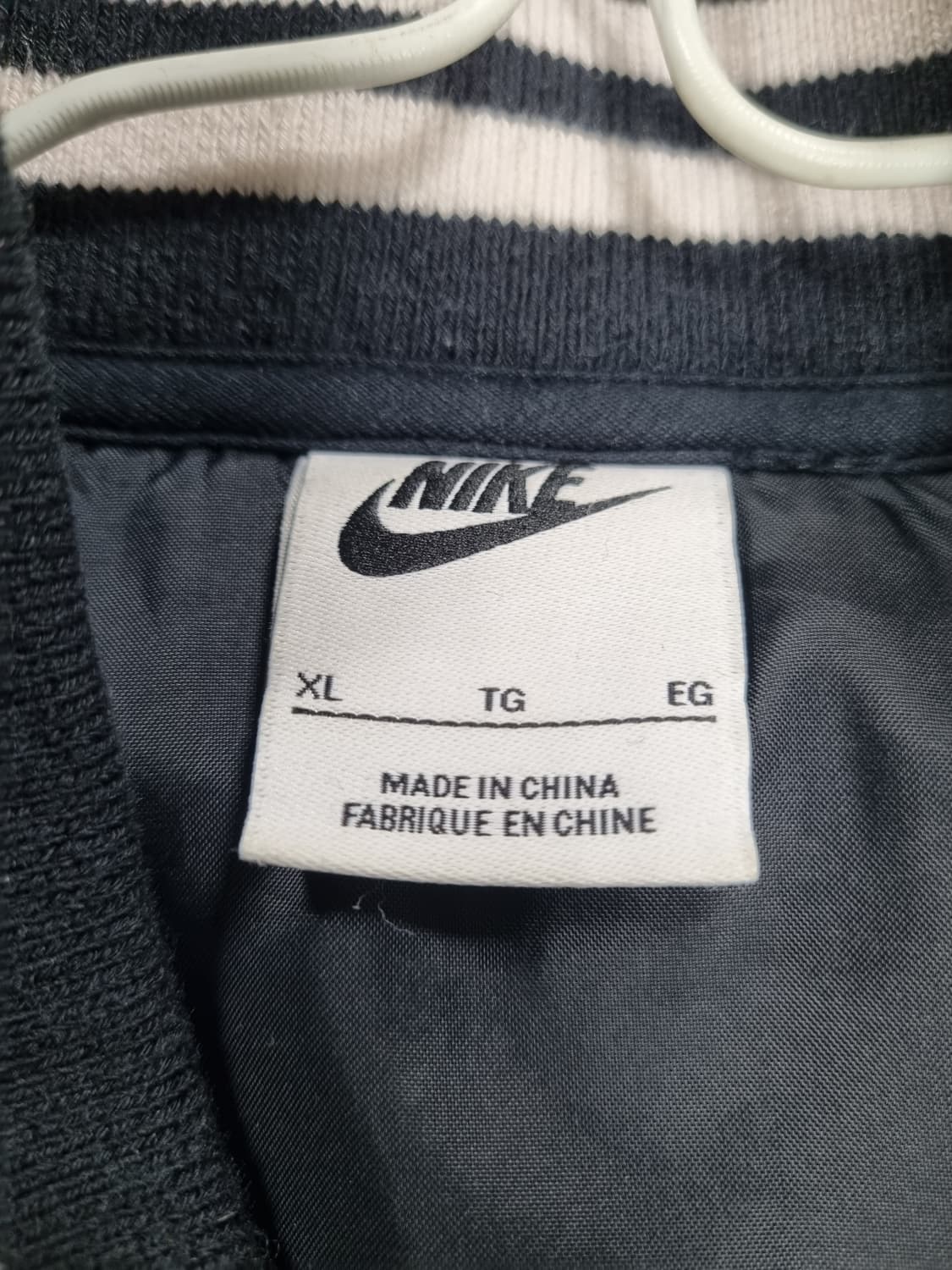 나이키 NSW 어센틱 바시티 자켓  상품이미지3