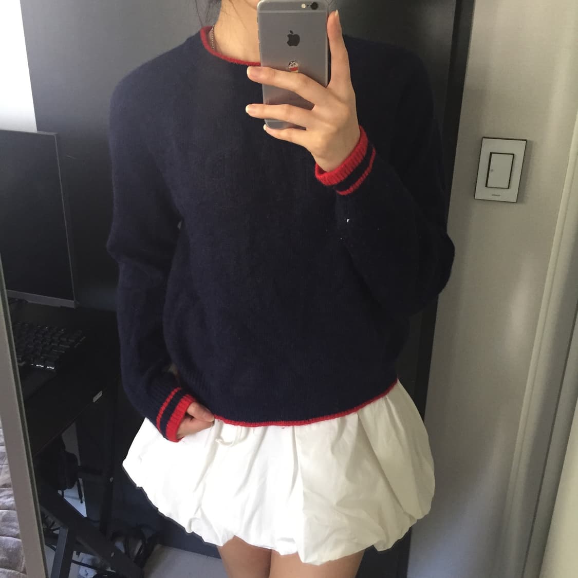 Gap 포인트 컬러 라운드 니트 상품이미지2