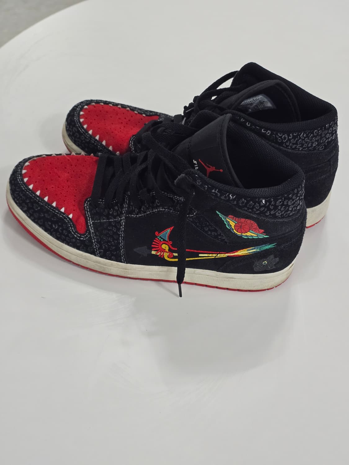 나이키 에어조던 1 미드 - 시엠프레 페밀리아 275 상품이미지3