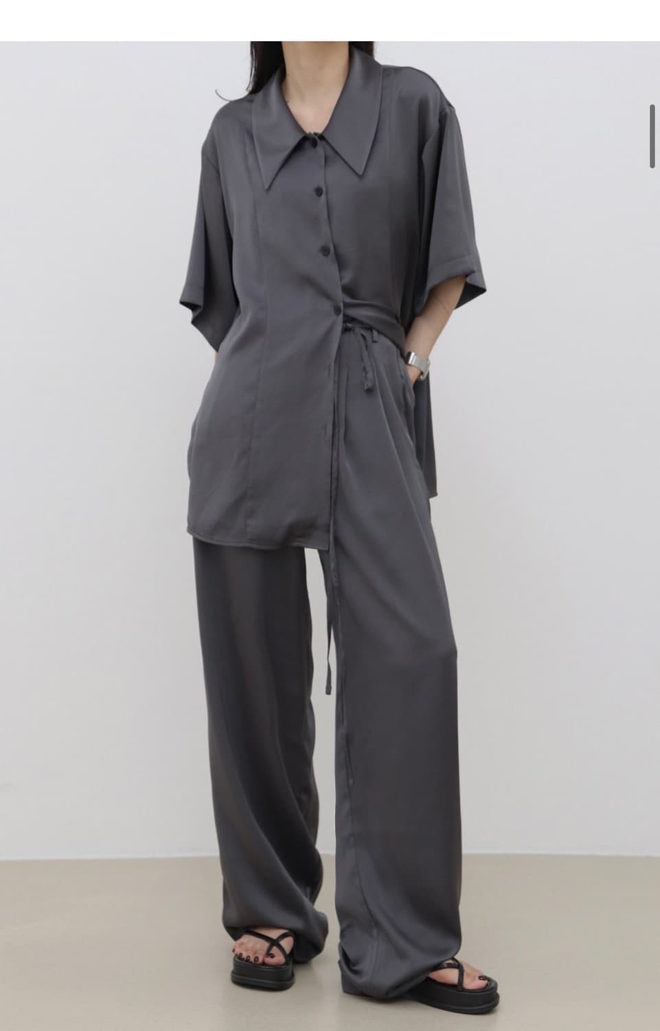 새상품) 트리밍버드 코클 셋업 팬츠 + 셔츠 세트 다크 실버 상품이미지7