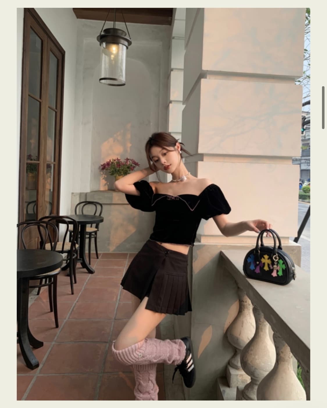 서쿠키 스테파니 벨벳 탑 블랙  상품이미지3