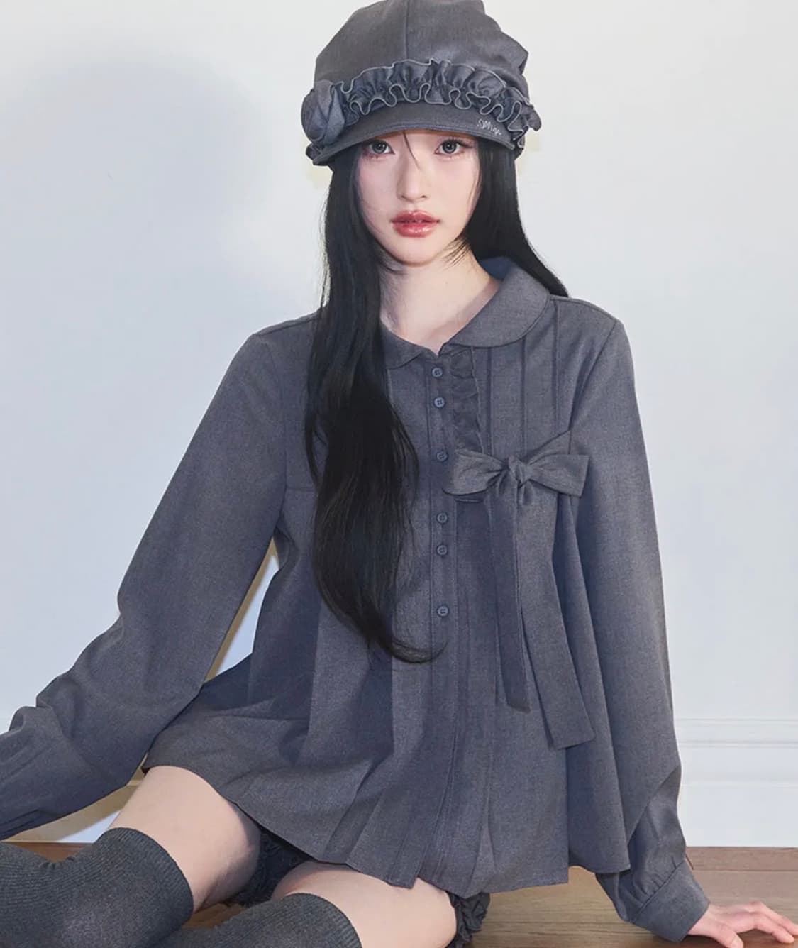 (택o 새상품) 일리고 리본 플리츠 블라우스 그레이 상품이미지1