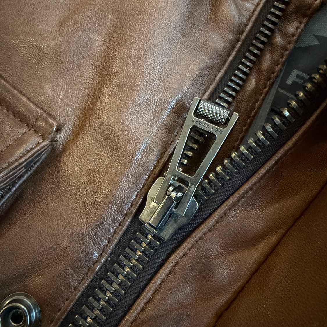 벨스타프 17s 트라이얼마스터 벨트 레더 자켓 상품이미지7