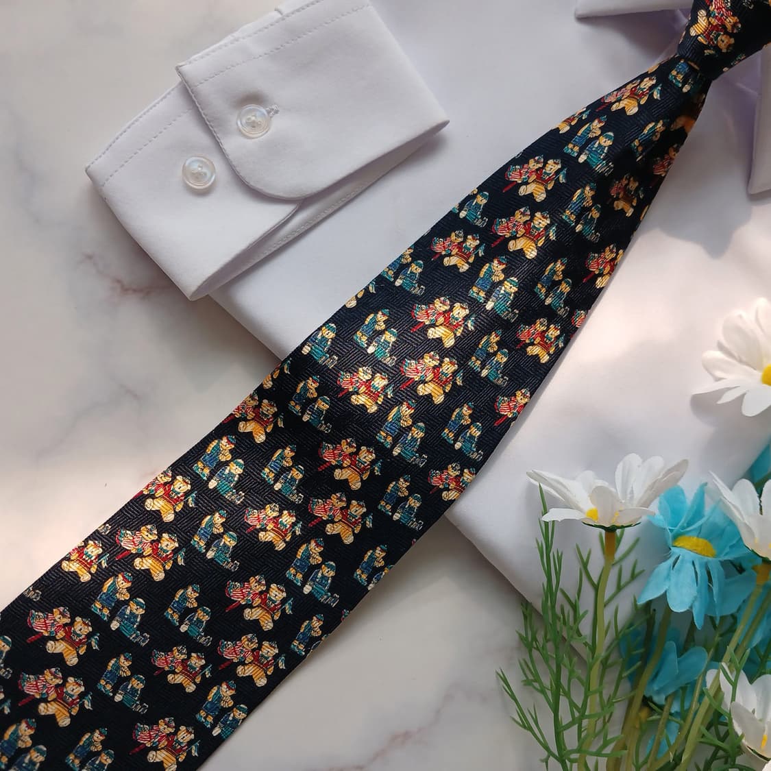 미쏘니 실크 베어 모티브 패턴 넥타이 9.2cm A+~A등급 E749
 상품이미지6