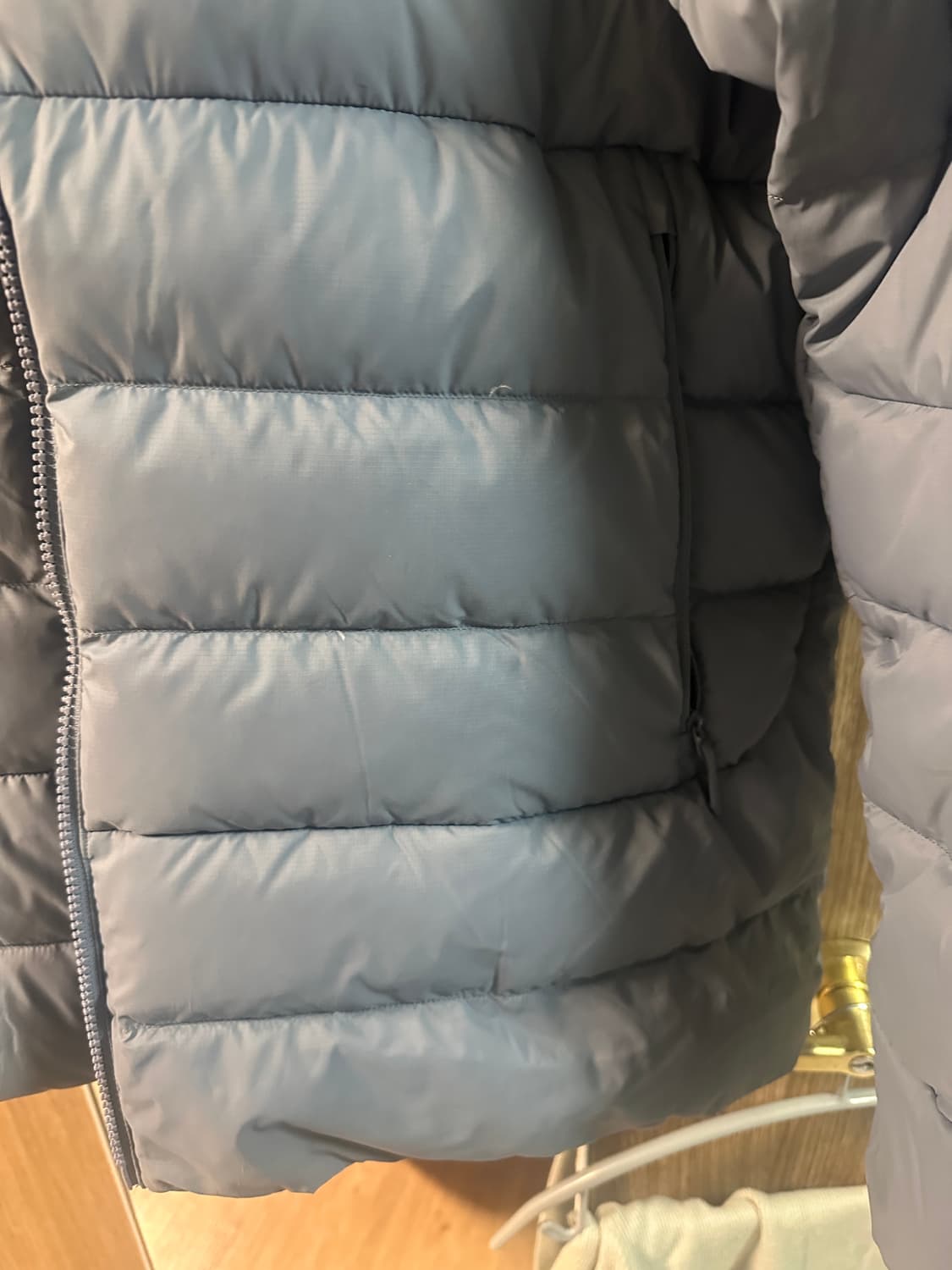 FW24 아크테릭스 토륨 스트라터스 상품이미지7