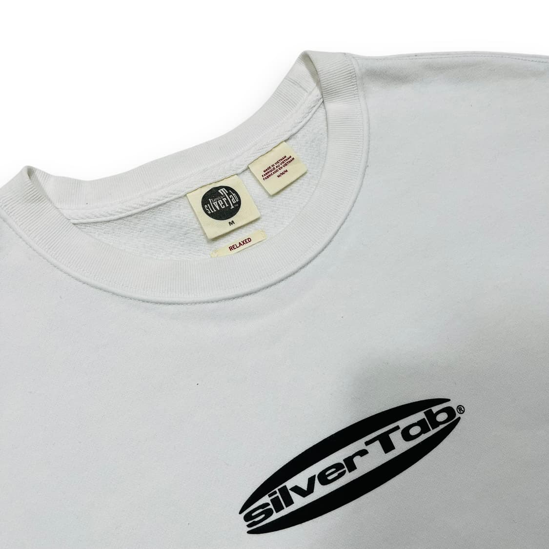 리바이스 실버탭 센터 사이드 로고 화이트 맨투맨 상품이미지4