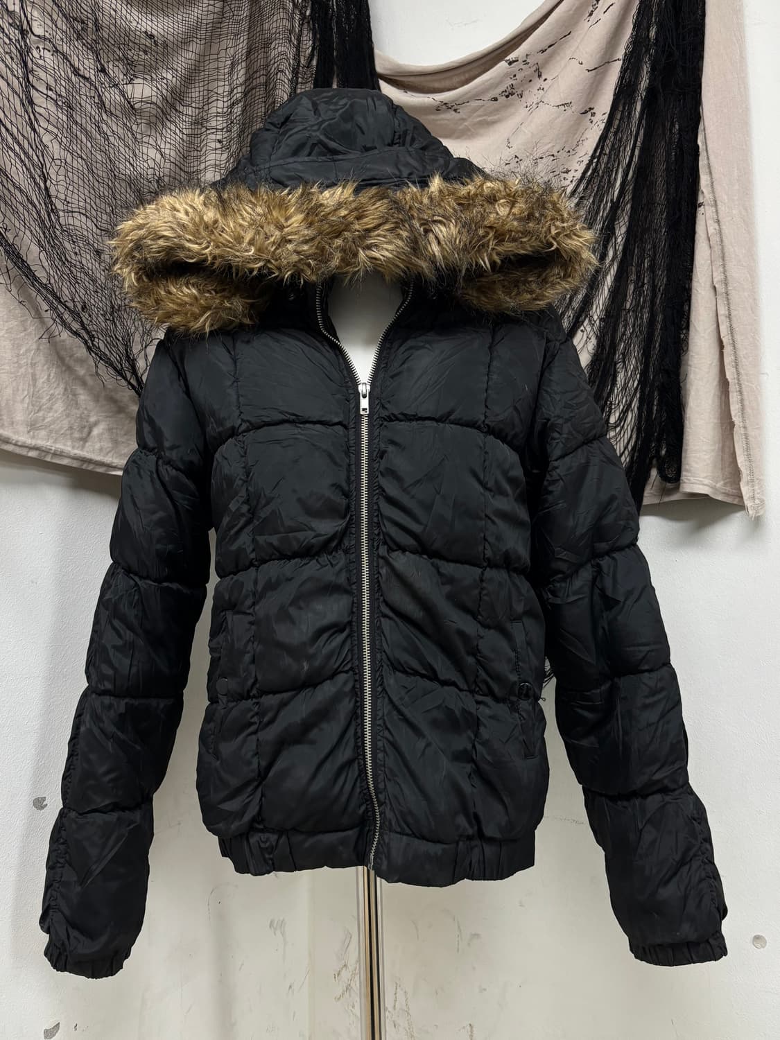 Y2K Black Fur Padding 상품이미지6