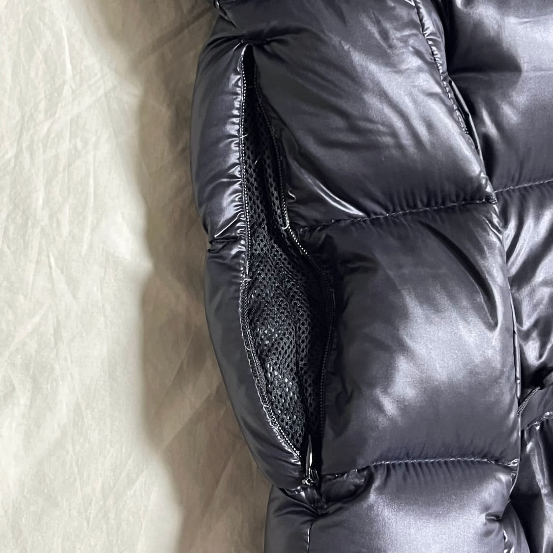 노스페이스 700 퍼텍스 퀀텀 메트로 유광 패딩 상품이미지4