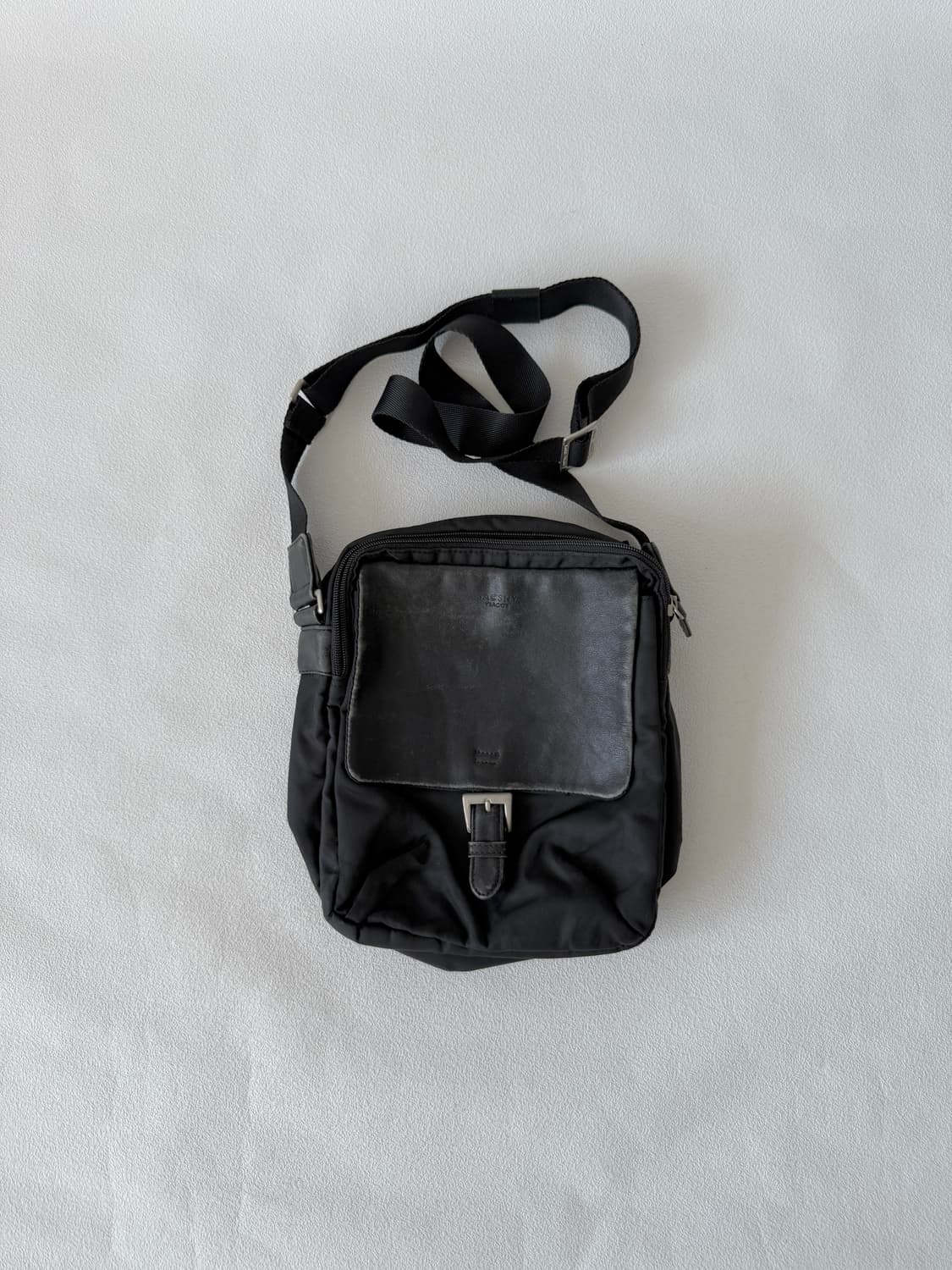요지야마모토(SACSNY) 레더&나일론 크로스백 상품이미지1