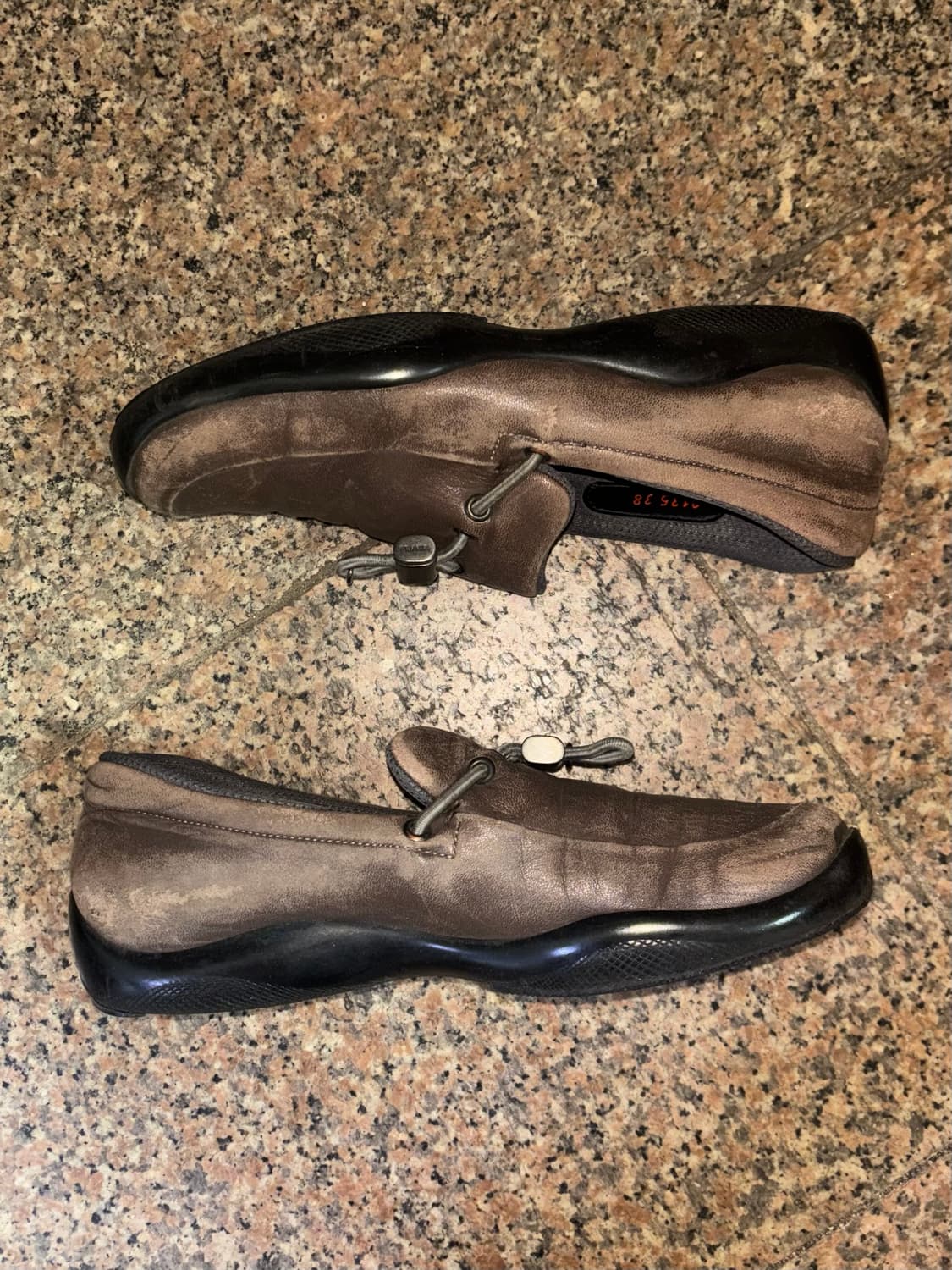 프라다 스포츠 토글로퍼 브라운 38 상품이미지1