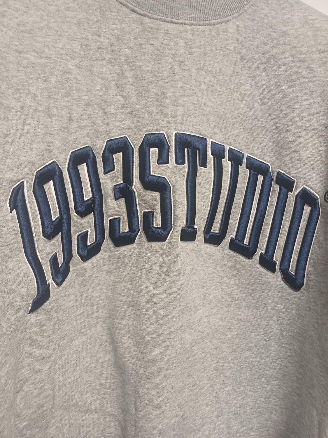 1993스튜디오 어센틱 아치로고 맨투맨 M 상품이미지3