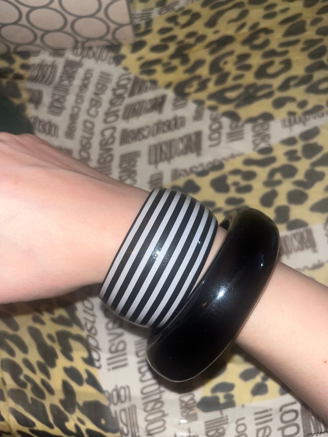 스트라이프 블랙 y2k 갸루 뱅글 팔찌 상품이미지1