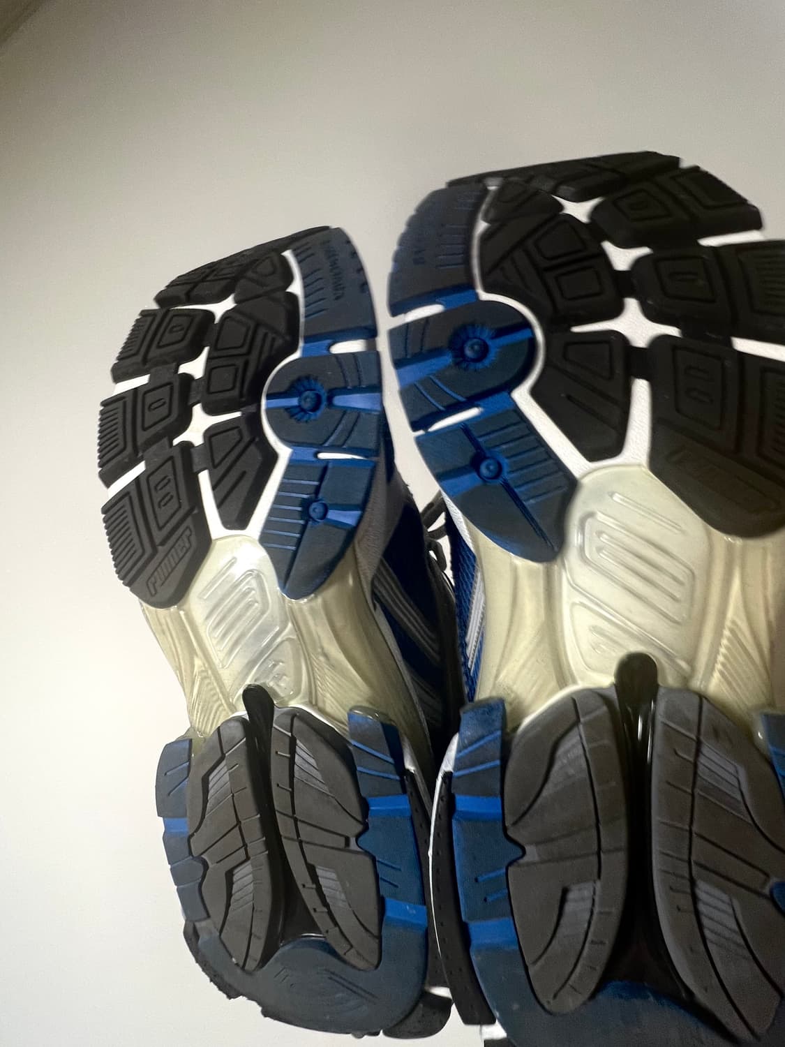 발렌시아가 뉴러너 44 (이번주까지만 판매) 상품이미지3