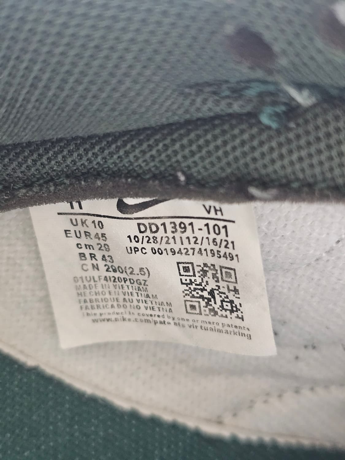 나이키 덩크 로우 바시티 그린 (Nike Dunk Low “Varsity 상품이미지7