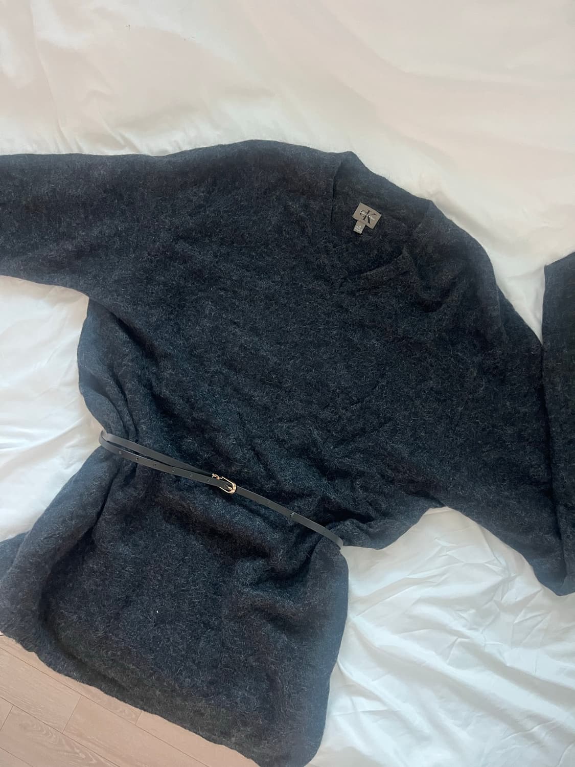 CK 캘빈클라인 정품 브이넥 니트 원피스 상품이미지1