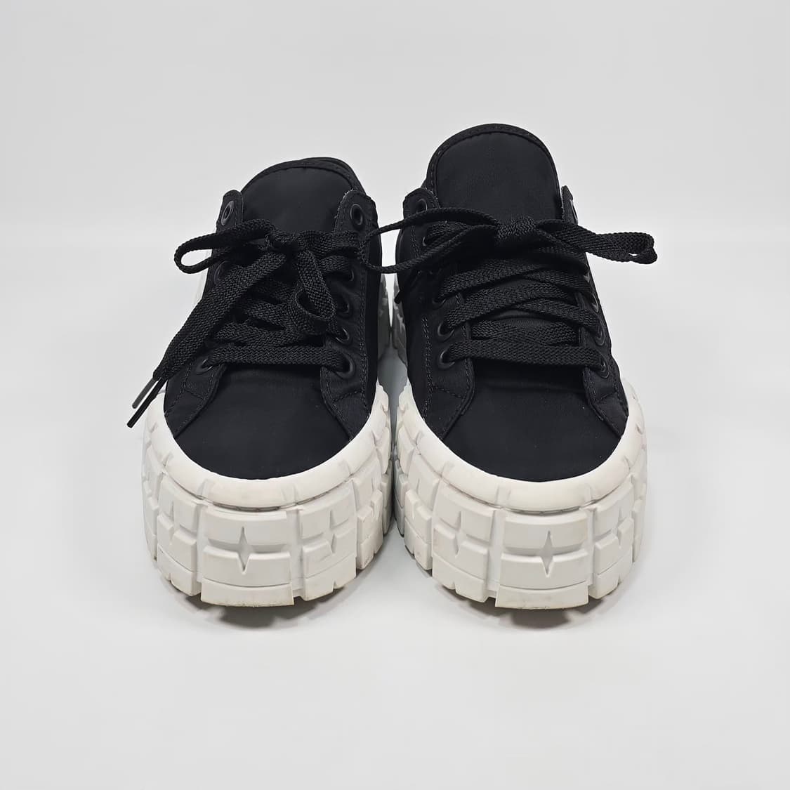 프라다 나일론 개버딘 휠 스니커즈 ( 250 ) 상품이미지2