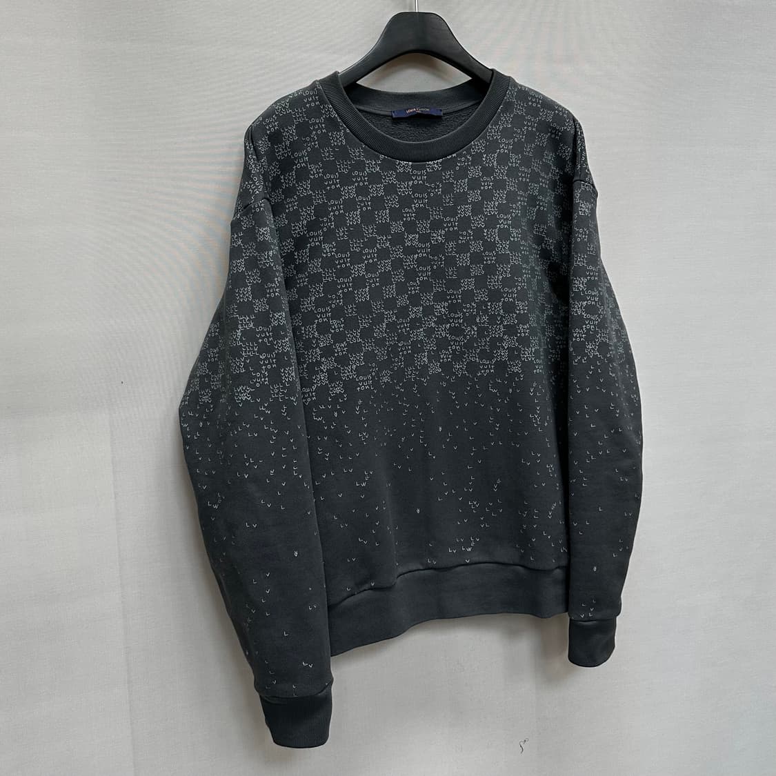 루이비통 다미에 그라데이션 맨투맨 (105)  상품이미지2