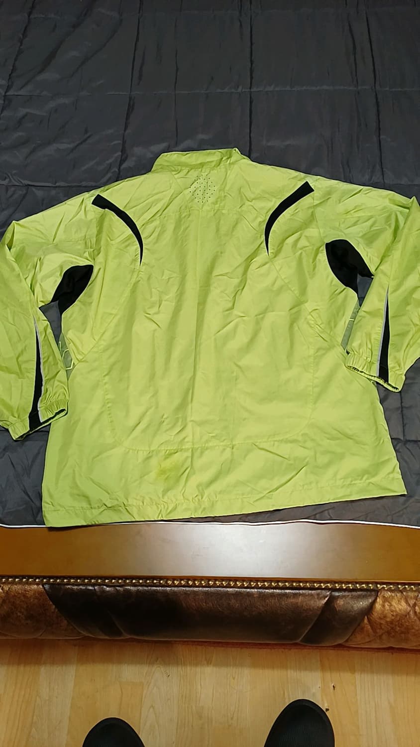 미즈노 얇은바람막이 110 가슴63 기장75 상품이미지5