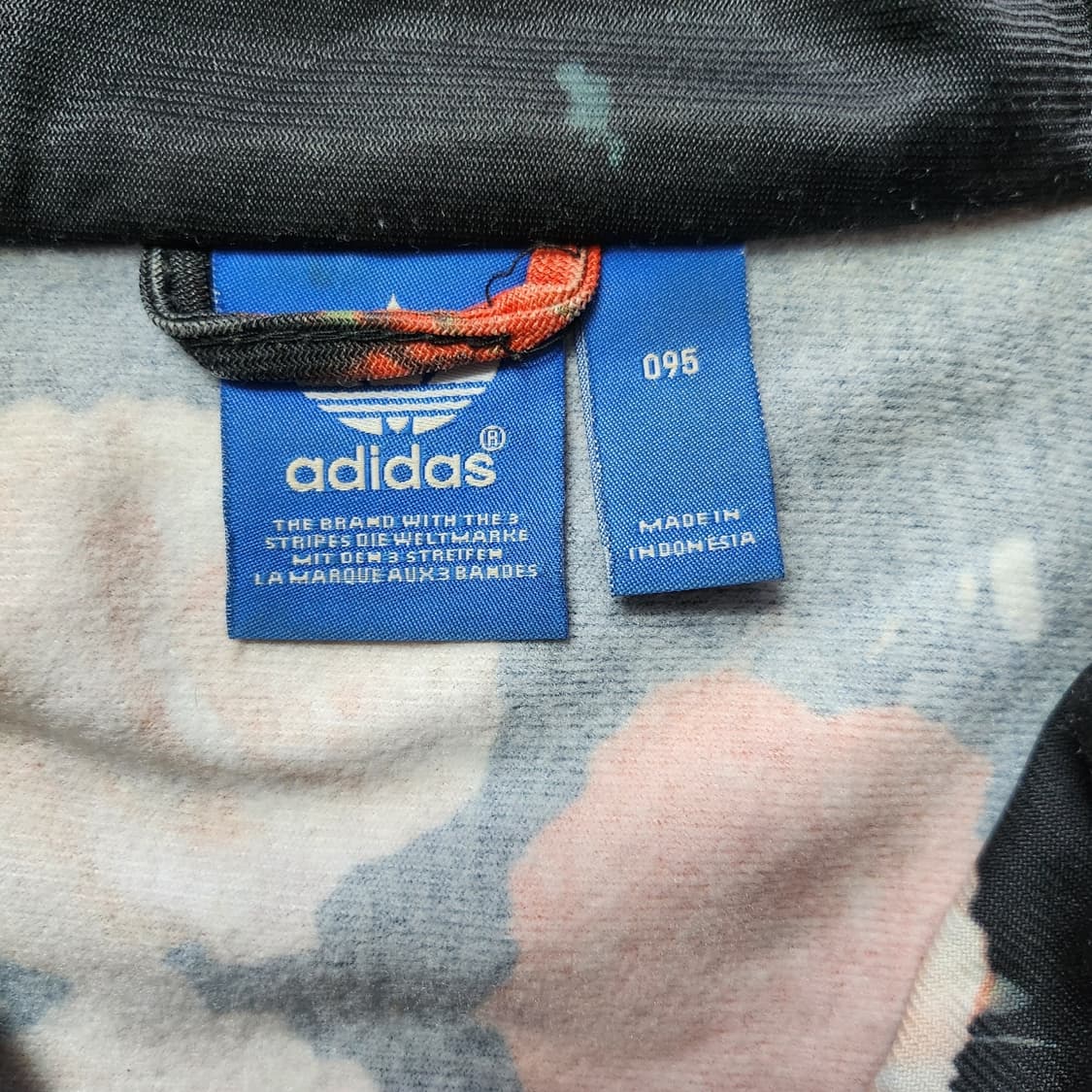 아디다스 트랙탑 상품이미지2