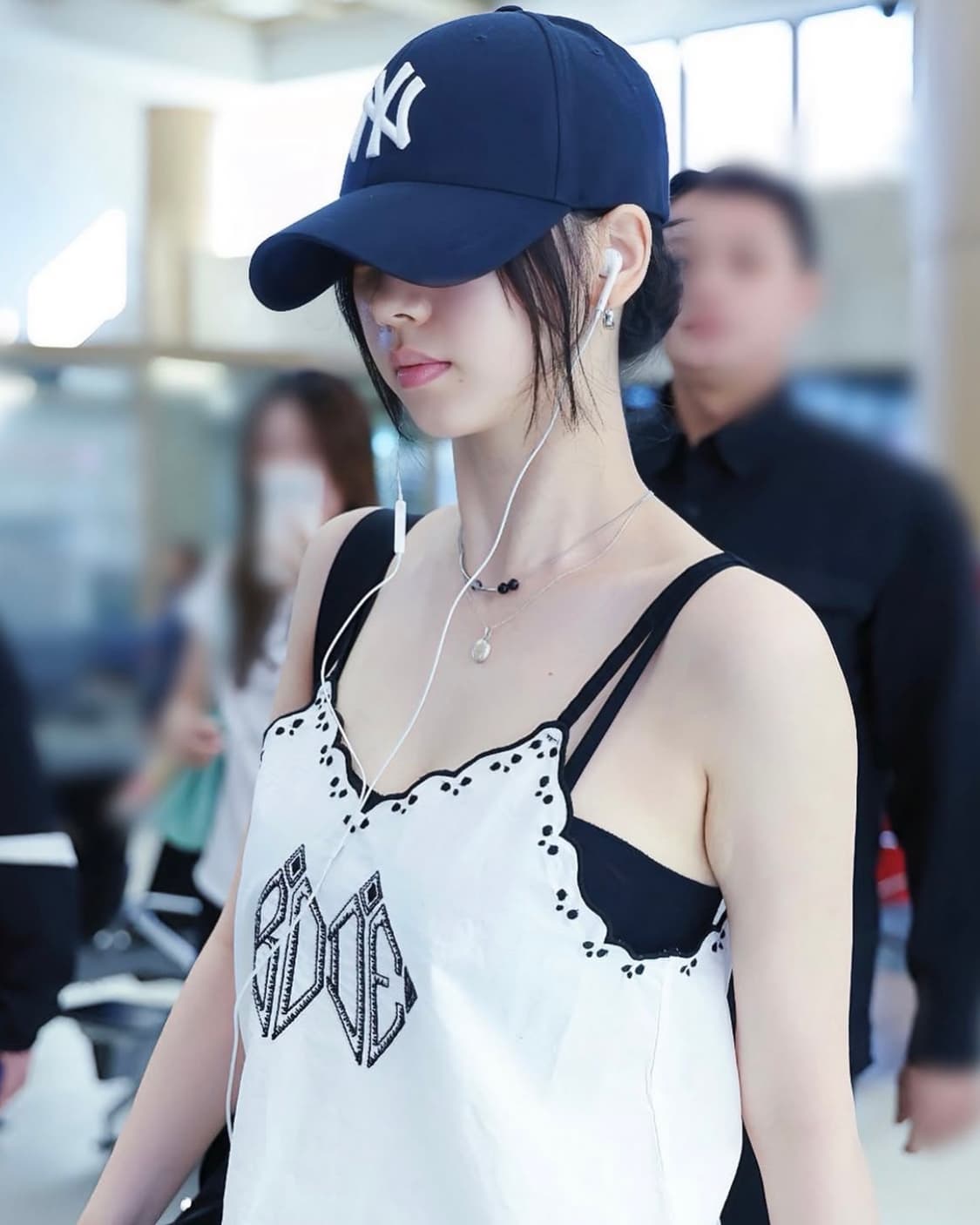 [XS]보디 BODE Diamond Monogram 슬리브리스 탑 상품이미지1