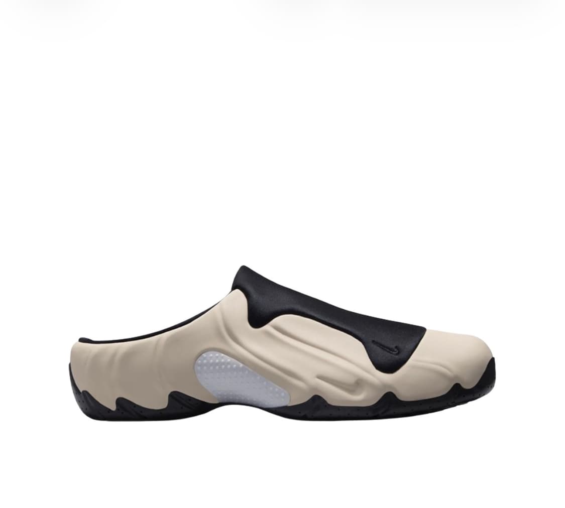 나이키 클로그포짓 샌드 드리프트 앤 블랙 새상품 상품이미지1