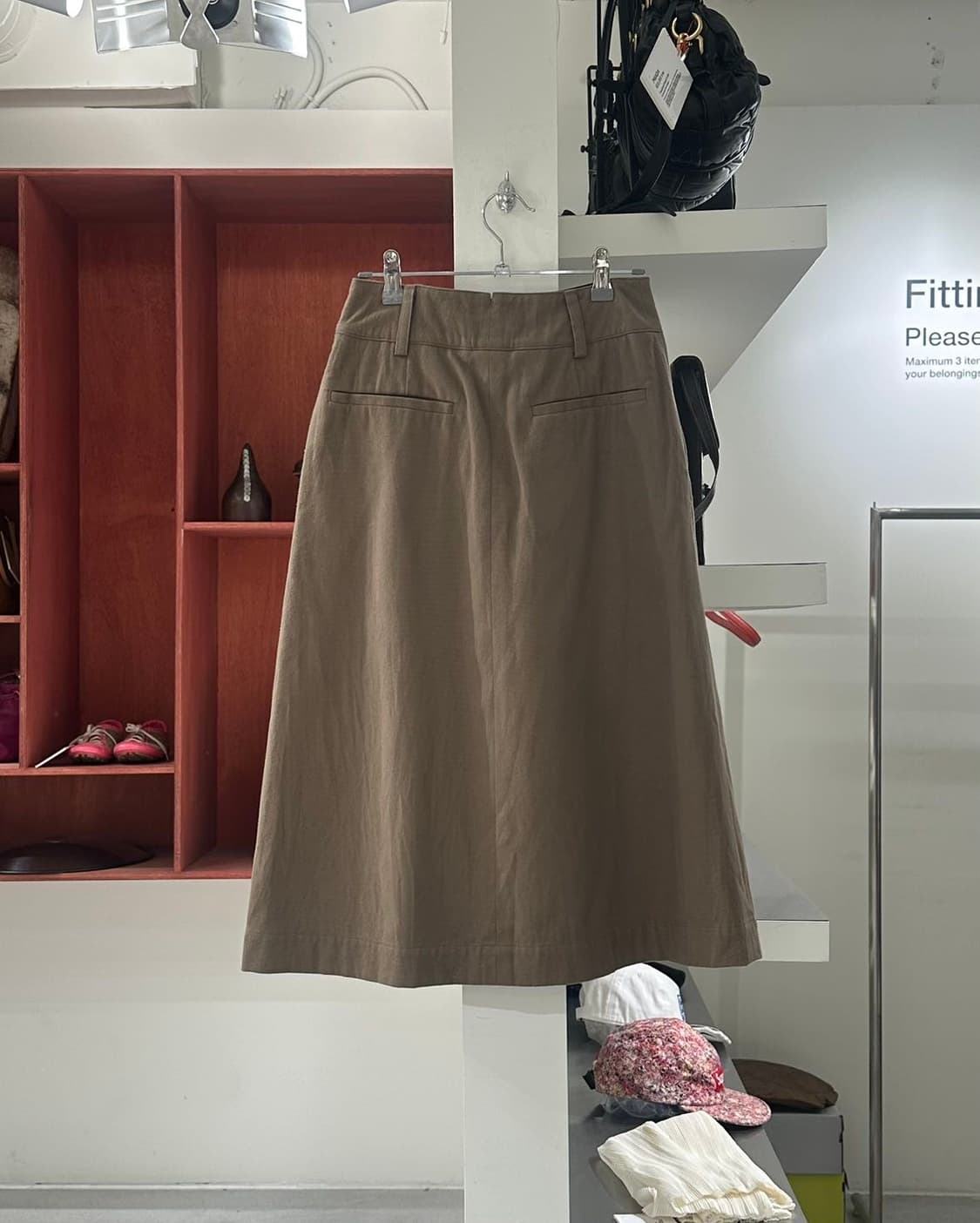 마가렛 호웰 베이지 원턱 미디 스커트 상품이미지6