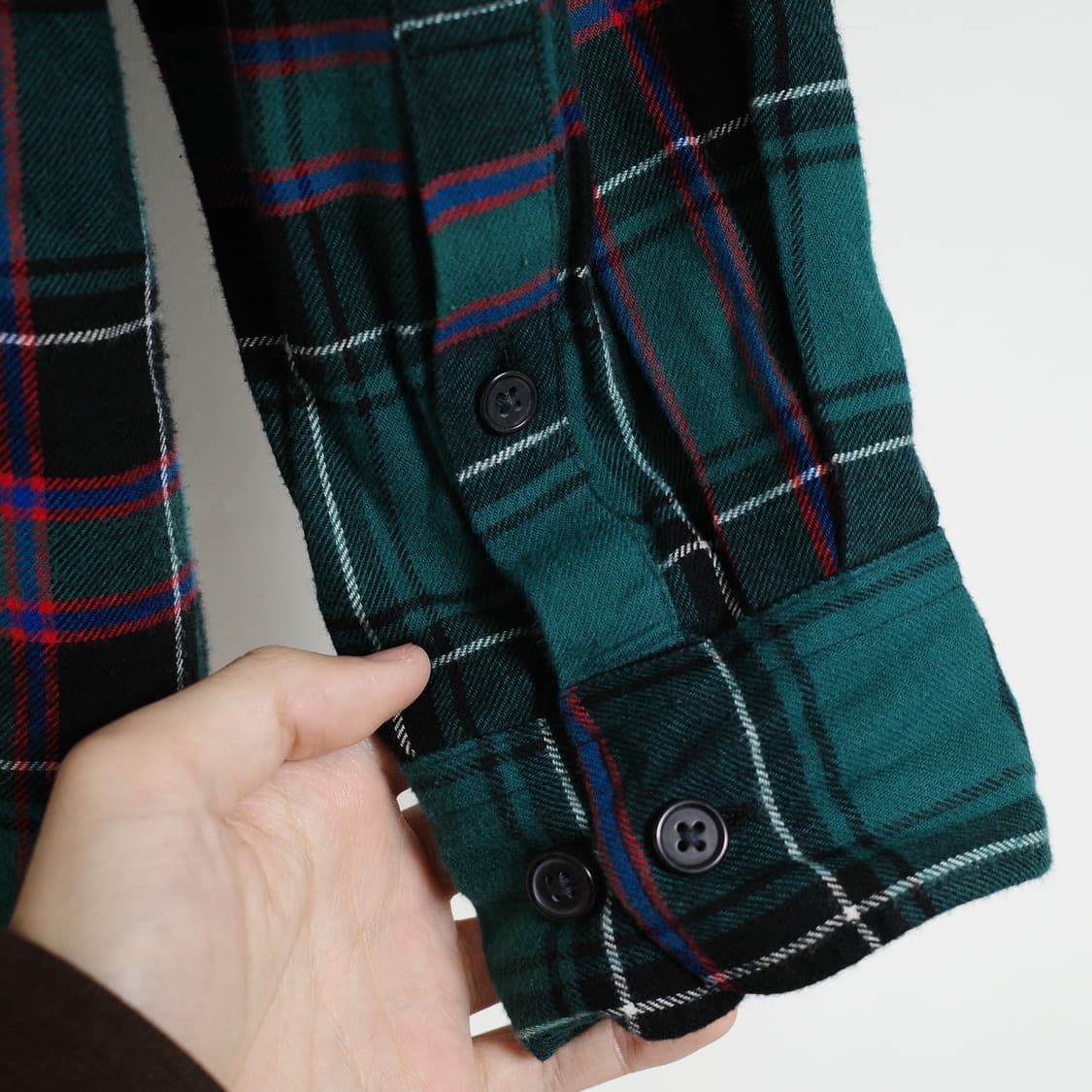 유니클로 체크셔츠 판매합니다 상품이미지4