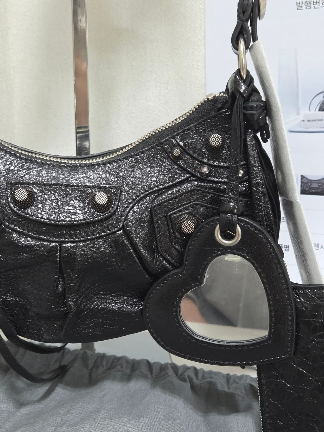 [새상품급] 발렌시아가 르카골 xs 숄더백  상품이미지4