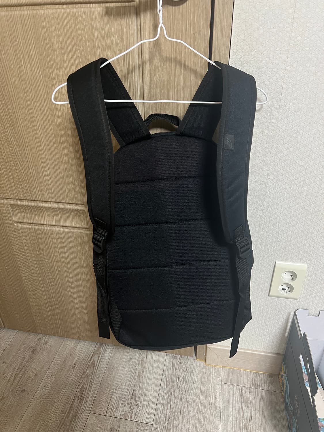 나이키 에어맥스 헤리티지 백팩 25L 상품이미지4