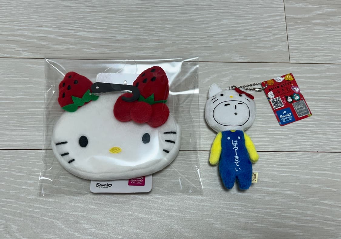 헬로키티 이치고 딸기 파우치 키링 + 유키오 키링 일괄 상품이미지1