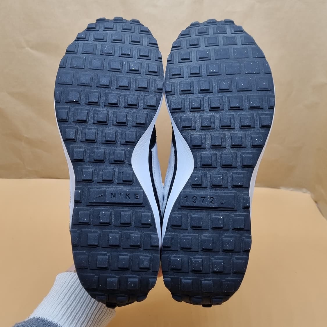 나이키 와플데뷰 블랙 남성운동화275. 상품이미지3