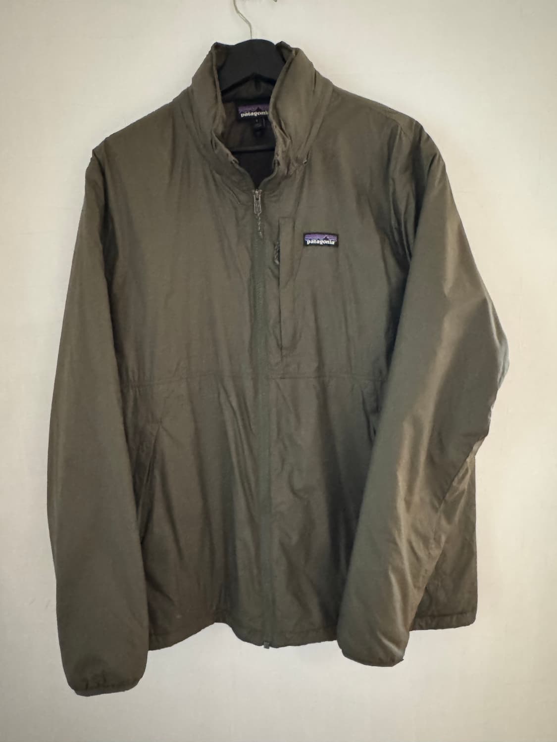 파타고니아 경량패딩 상품이미지1