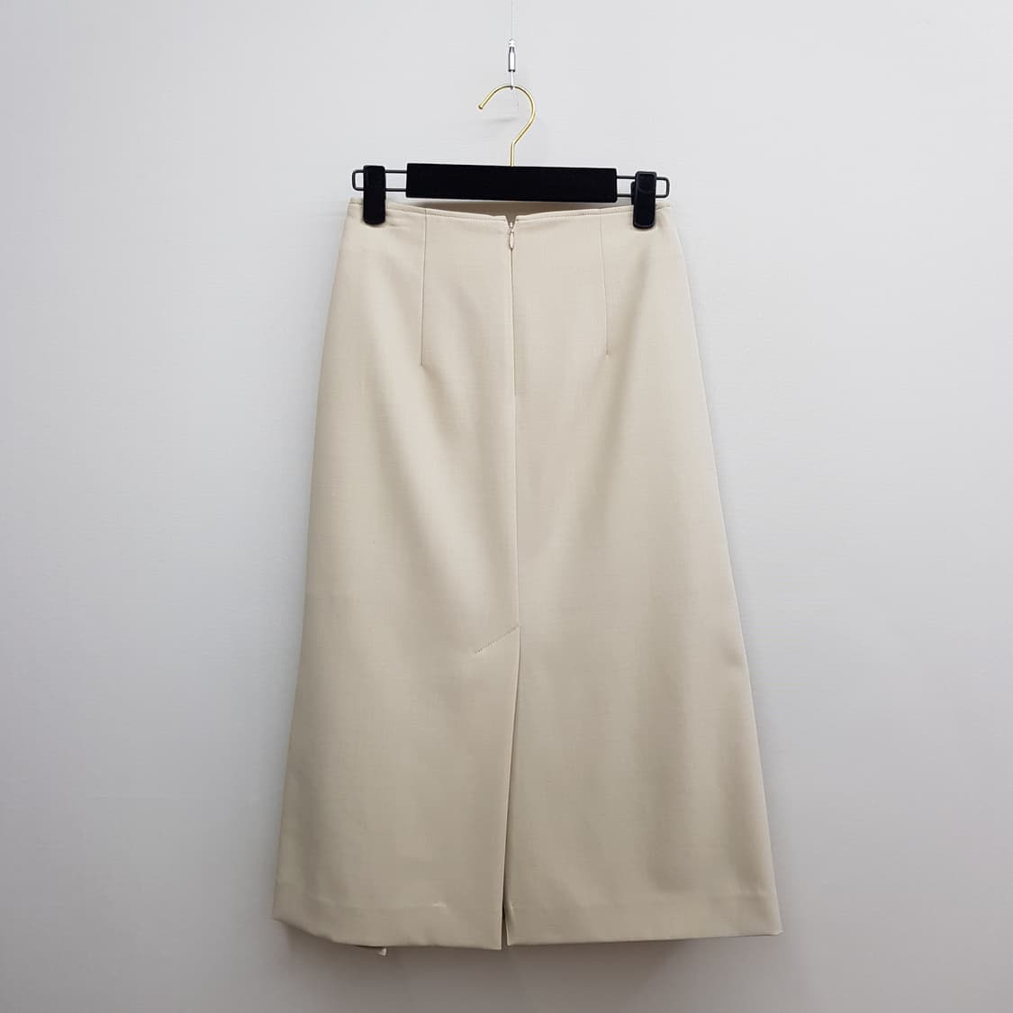 구호플러스 2025 랩 스타일 미디 스커트 1사이즈 상품이미지3