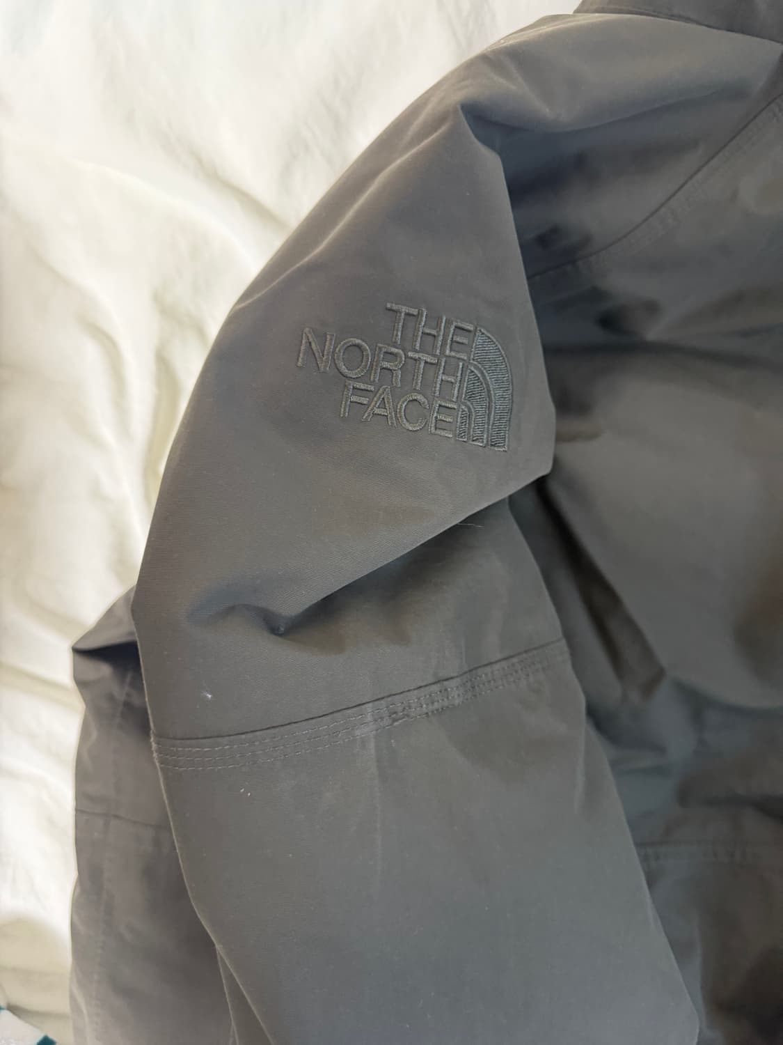 노스페이스 카키 패딩 상품이미지2