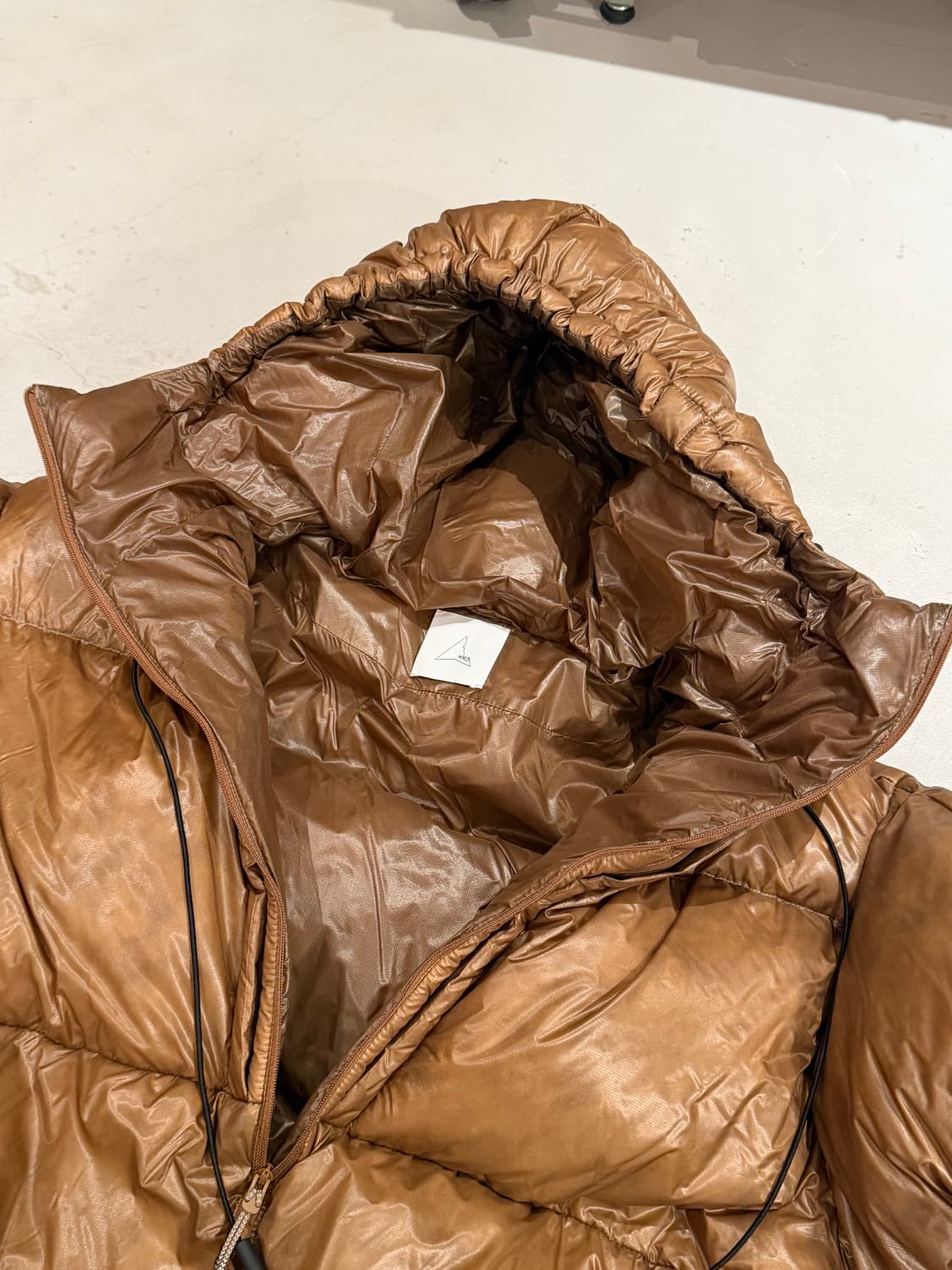 로아 하이킹 패딩 상품이미지5