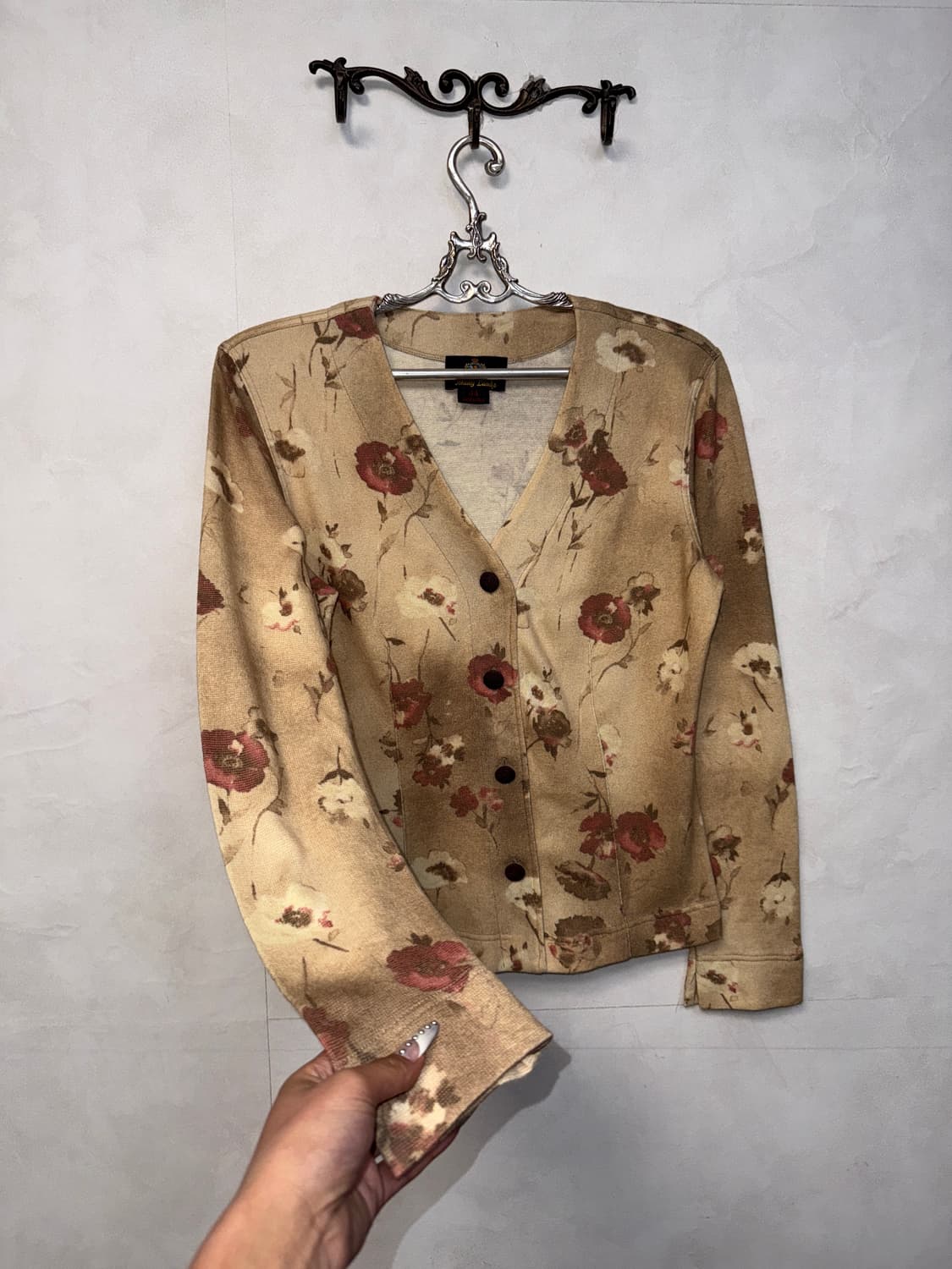 Beige tie dye vintage flower button knit 상품이미지5