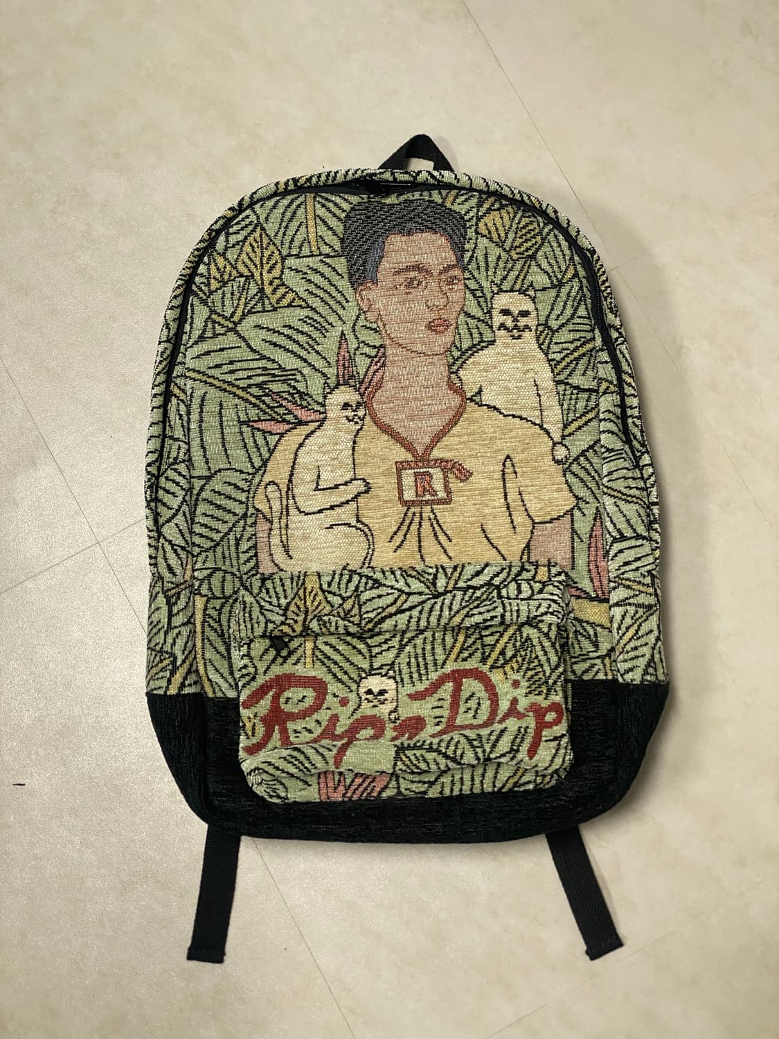 (새상품급) 립앤딥 RIPNDIP 고벨린 자수 백팩 - 유니크 레어템 상품이미지1