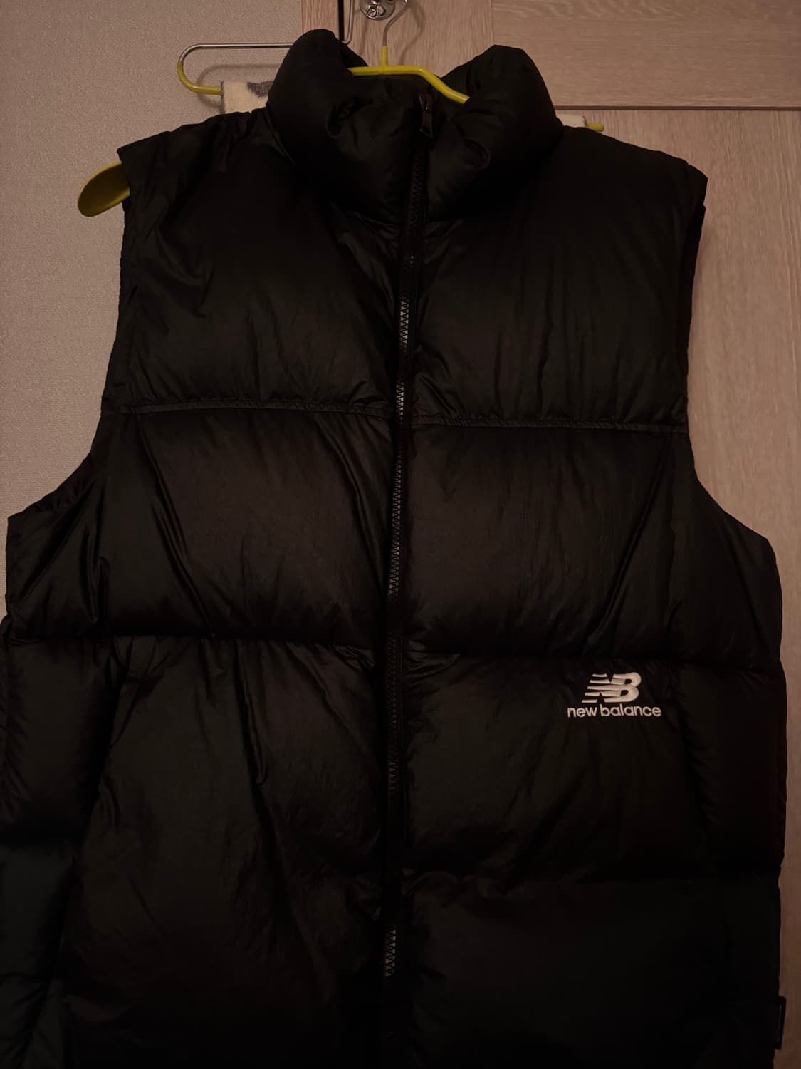 뉴발란스 조끼패딩 상품이미지1