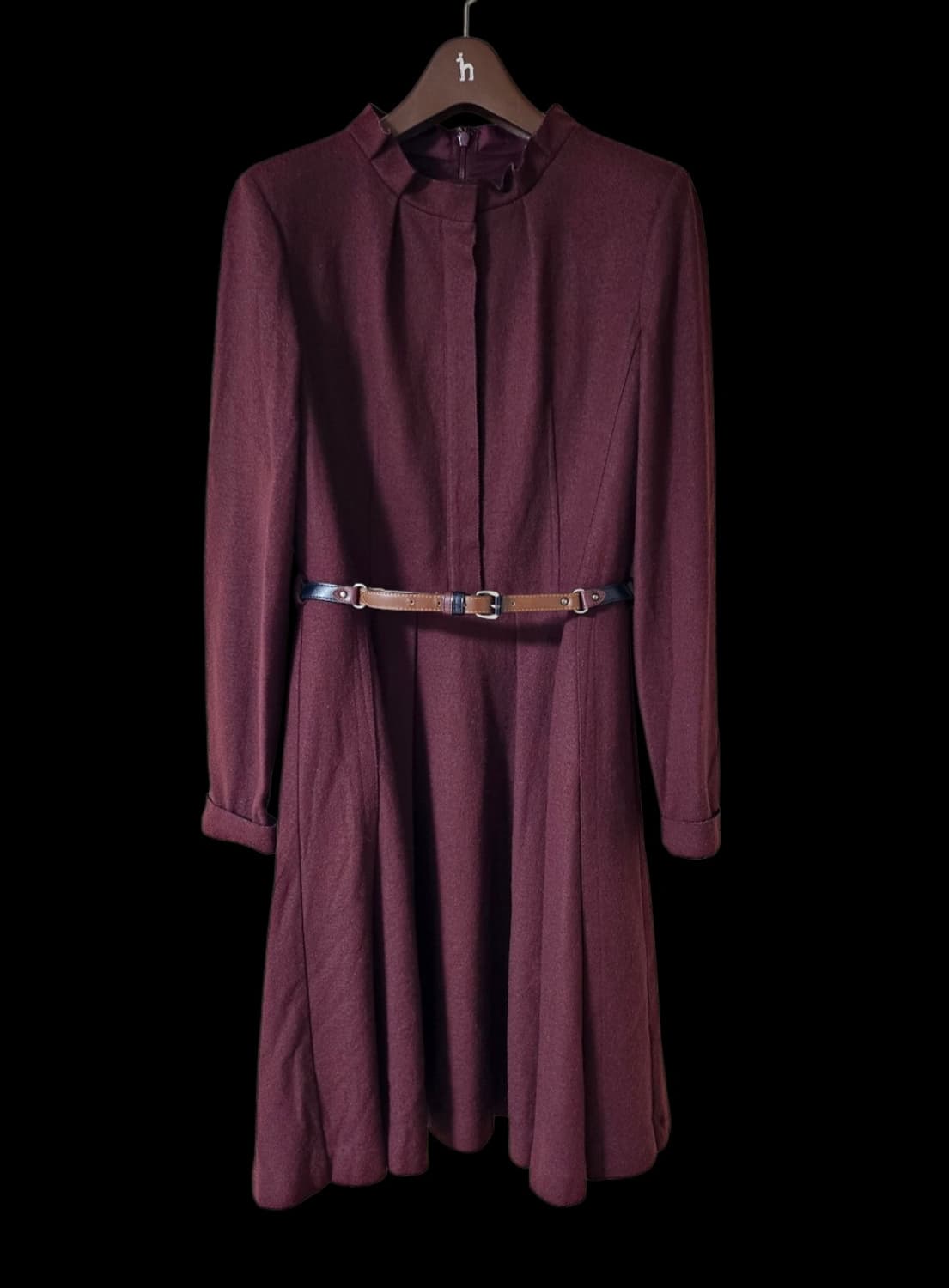 헤지스레이디스 버건디 하이넥 벨티드 울 미디 원피스 55 55(1/2) 상품이미지8