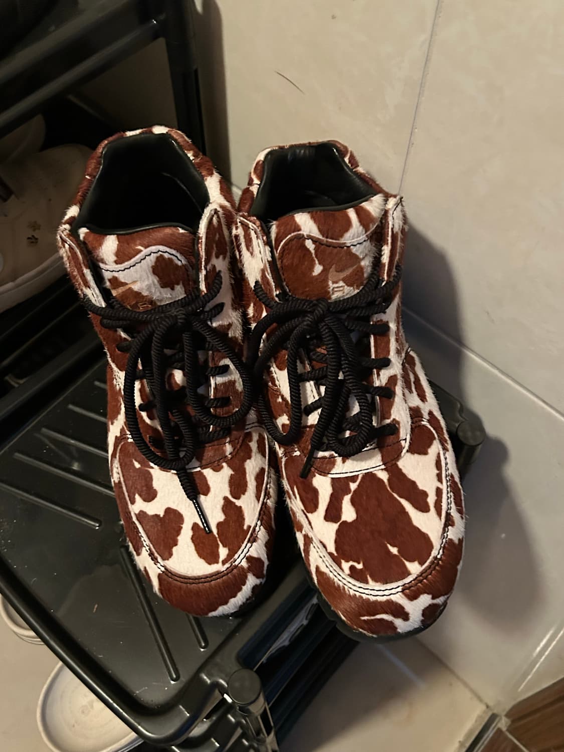 [270]나이키 에어 맥스 고아돔 QS 세일 앤 카카오 와우 상품이미지1