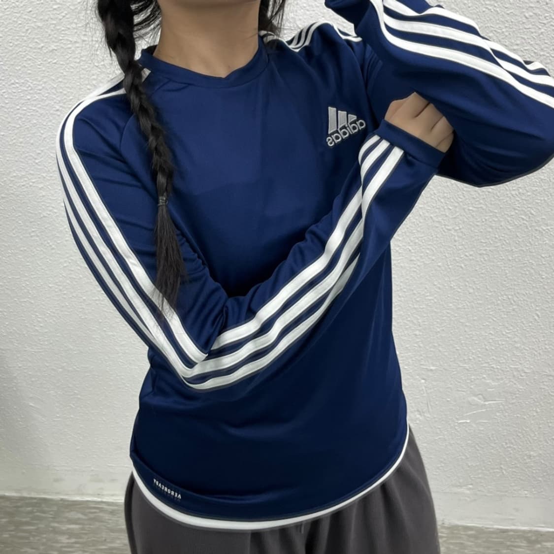 아디다스 에센셜 화이트라인 네이비 싸커티 M 상품이미지5