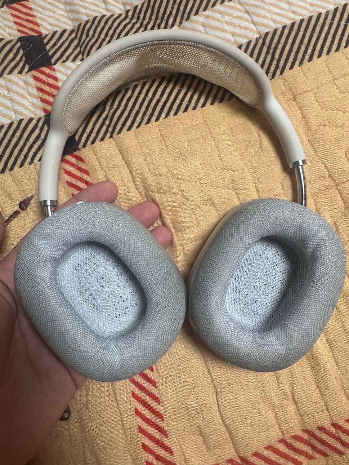 에어팟 맥스 실버  상품이미지3