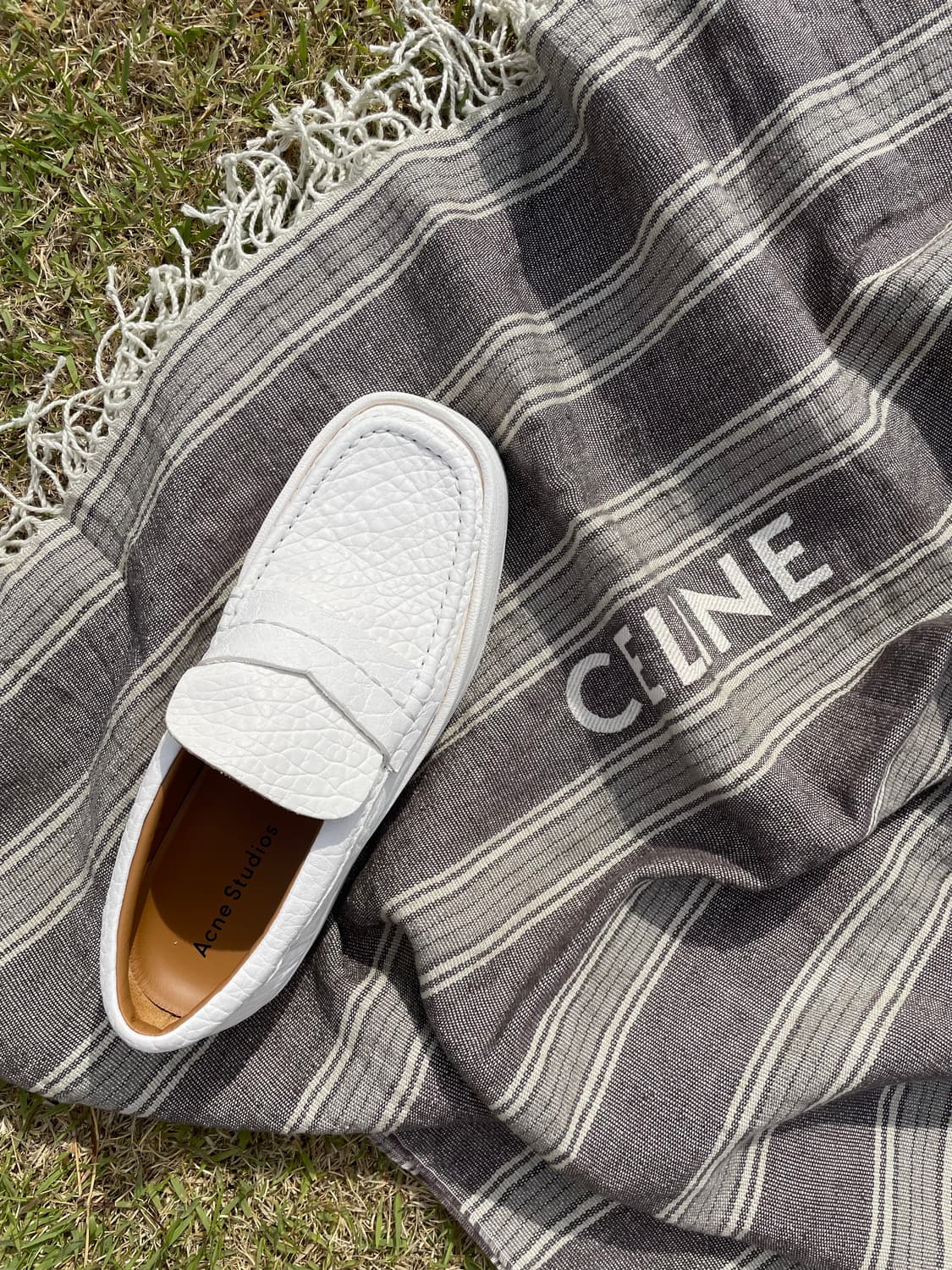 (43)아크네 스튜디오 청키 레더 로퍼 화이트 상품이미지1